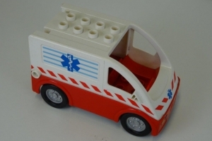 DUPLO Ambulance C0308