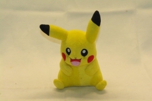 Knuffel Pikachu (Pokemon)- 17 cm