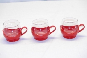 Set van drie Melita glazen in kunststof houder