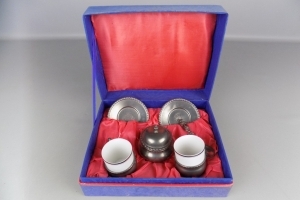 Antike thee set in blauwe doos 