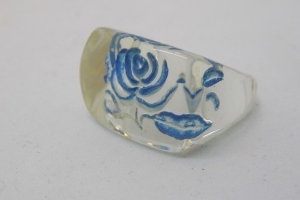 Acryl ring donker blauw 56,5