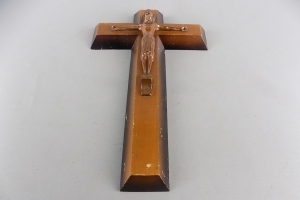 Crucifix hout en messing